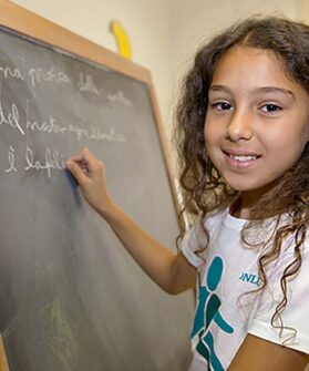 Kit Scuola per Bambini in Povertà